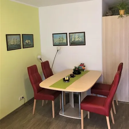 Lägenhet Direkt Am Ryck- Naehe Uni Und Kliniken